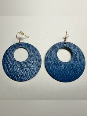 Nickel & Suede Blue Textured Hoop Earrings - Nova Style